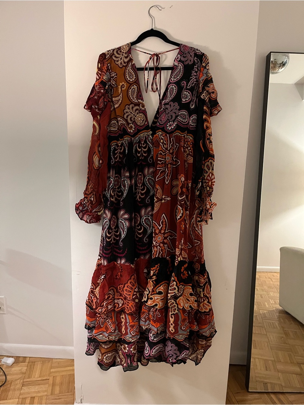 Farm Rio Boho Paisley V-Neck Maxi Dress in Burgundy - Picture 6 of 9